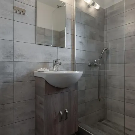 Apartment For 4 Ppl With Great View In *